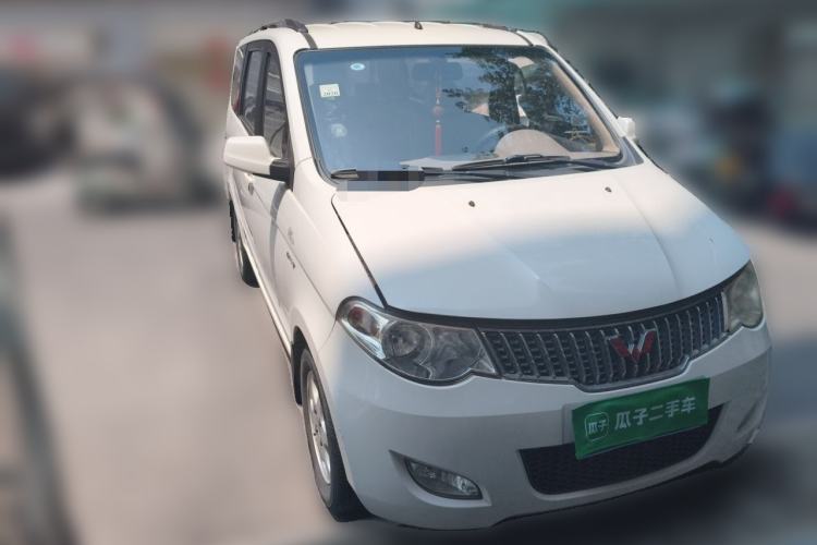 Used Wuling Hongguang 2013 1.5L Comfort Model Front Right 45 Deg