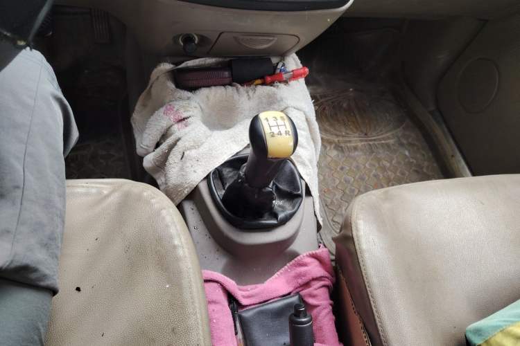 Used Wuling Hongguang 2013 1.5L Standard Version Gear Lever