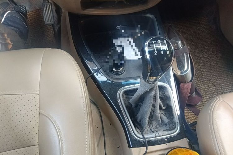 Used Wuling Hongguang 2013 1.5L S Luxury Model Gear Lever