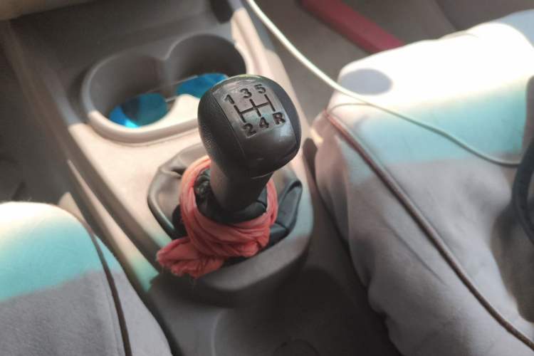 Used Wuling Hongguang 2013 1.5L Comfort Model Gear Lever