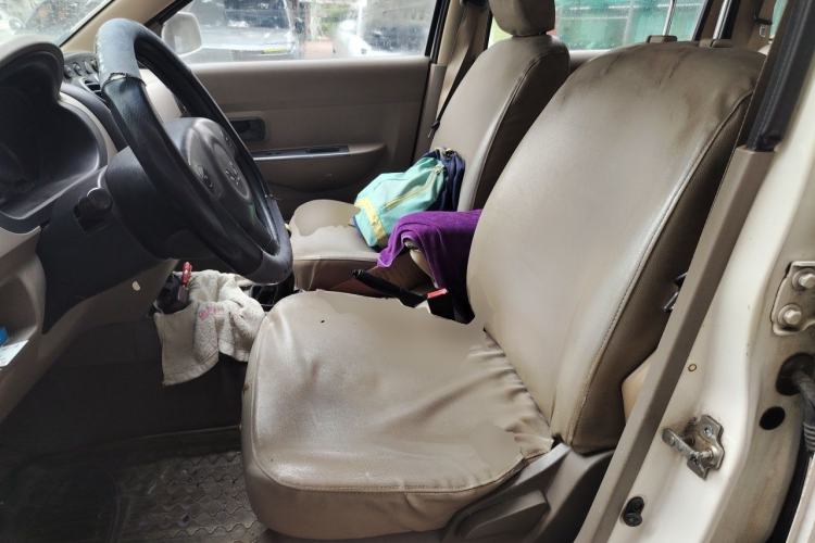 Used Wuling Hongguang 2013 1.5L Standard Version Left Front Seat