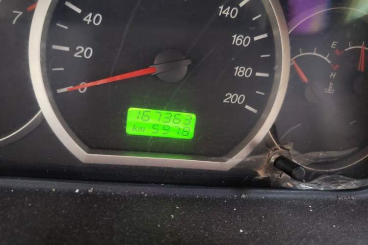 Used Wuling Hongguang 2013 1.5L Standard Version Odometer Close Up