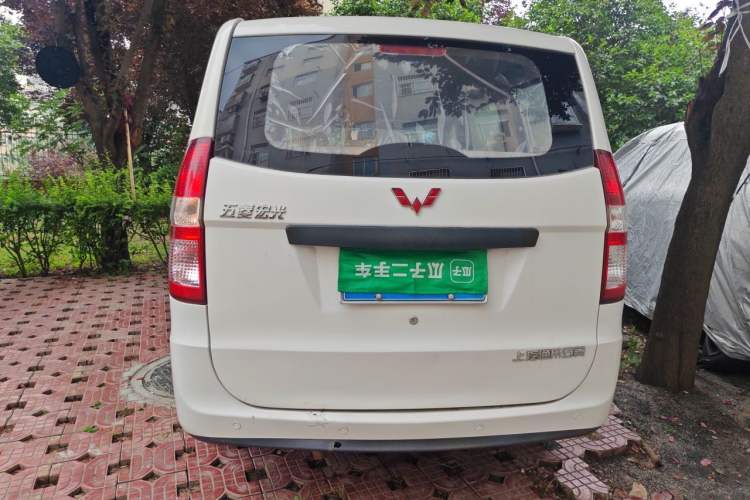 Used Wuling Hongguang 2013 1.5L Base Version Rear