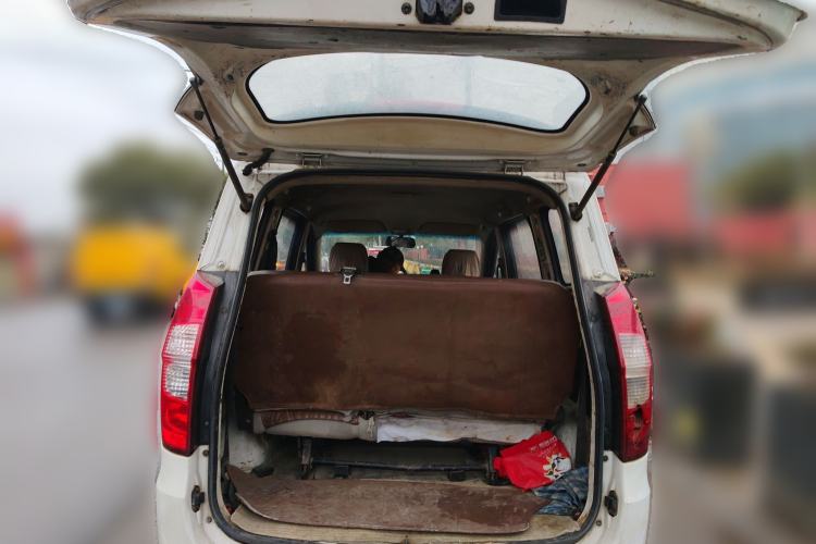 Used Wuling Hongguang 2013 1.5L Base Version Trunk