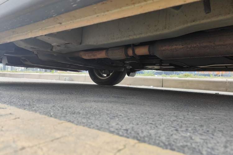 Used Wuling Hongguang 2013 1.5L S Comfort Model Chassis Front Left