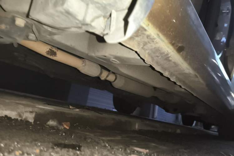 Used Wuling Hongguang 2013 1.5L Standard Version Chassis Front Left