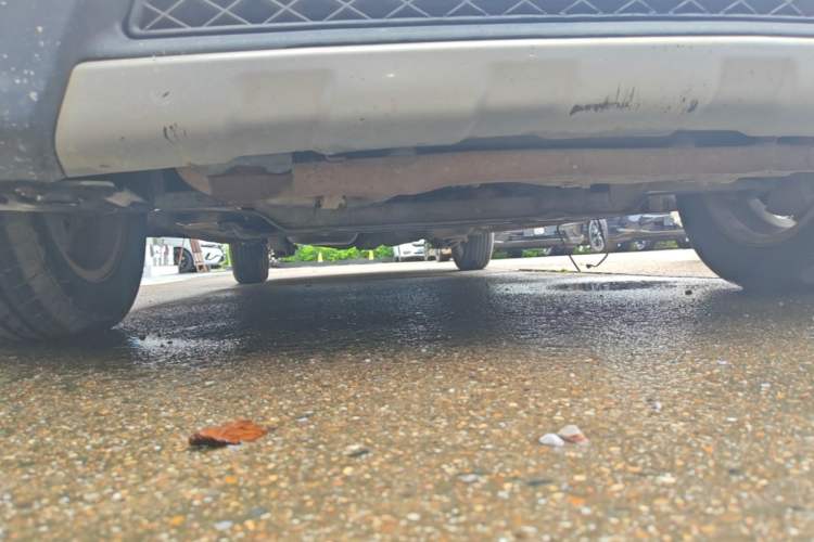 Used Wuling Hongguang 2013 1.5L S Comfort Model Chassis Front