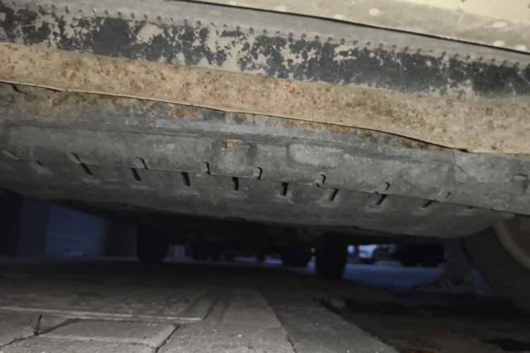 Used Wuling Hongguang 2013 1.5L Standard Version Chassis Front