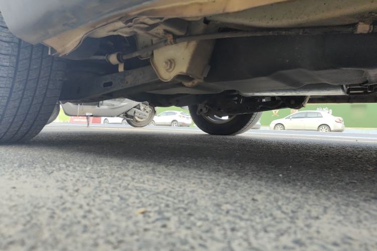 Used Wuling Hongguang 2013 1.5L S Comfort Model Chassis Rear Right