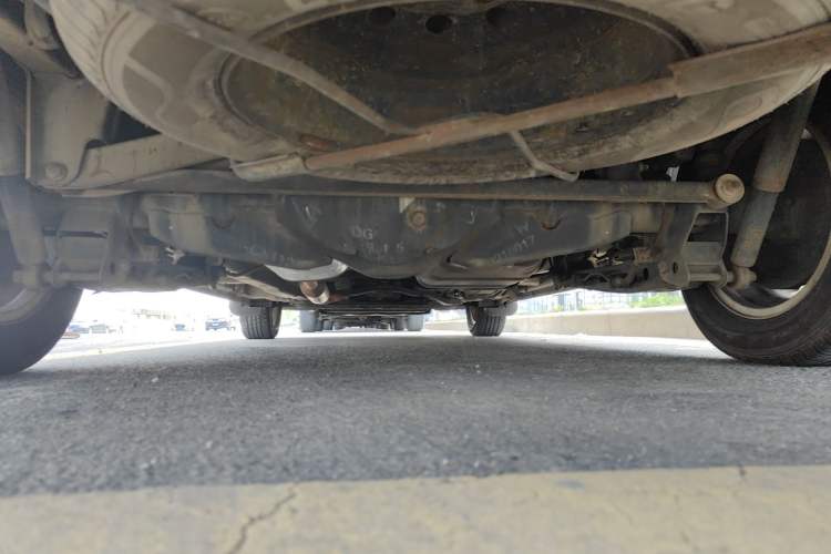 Used Wuling Hongguang 2013 1.5L S Comfort Model Chassis Rear