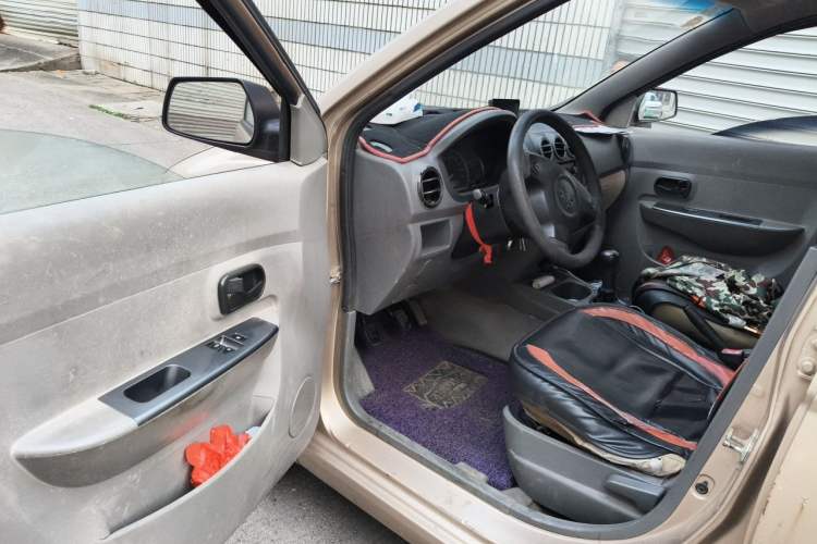 Used Wuling Hongguang 2013 1.5L Base Version Driver Seat