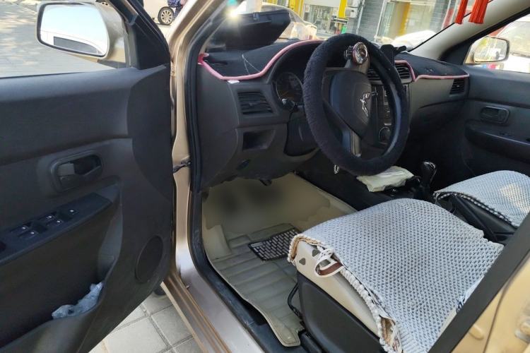 Used Wuling Hongguang 2013 1.5L Standard Version Driver Seat