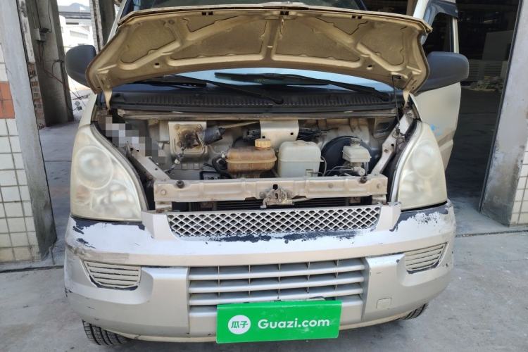 Used Wuling Hongguang 2013 1.2L S Comfort Model China IV Standard Engine Bay