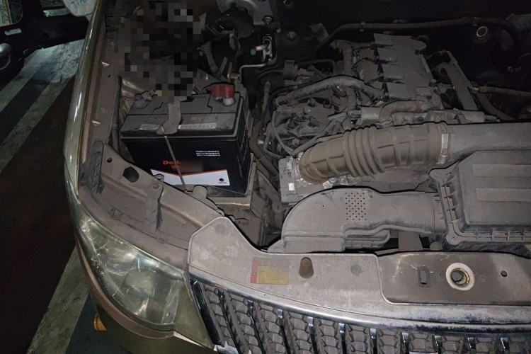 Used Wuling Hongguang 2013 1.5L Comfort Model Engine Bay Right
