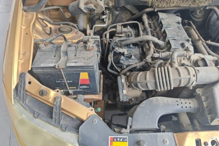 Used Wuling Hongguang 2013 1.5L S Comfort Model Engine Bay Right