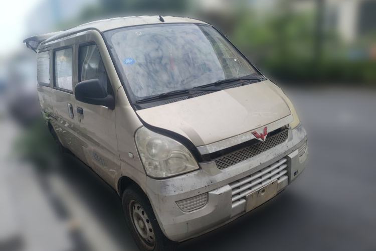 Used Wuling Hongguang 2013 1.2L S Comfort Model China IV Standard Front Right 45 Deg