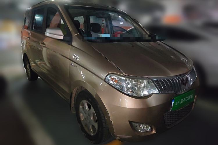 Used Wuling Hongguang 2013 1.5L Comfort Model Front Right 45 Deg