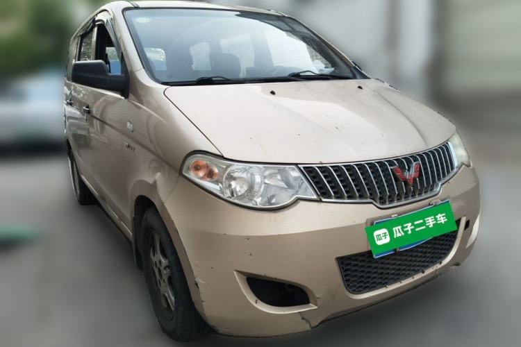 Used Wuling Hongguang 2013 1.5L Base Version Front Right 45 Deg