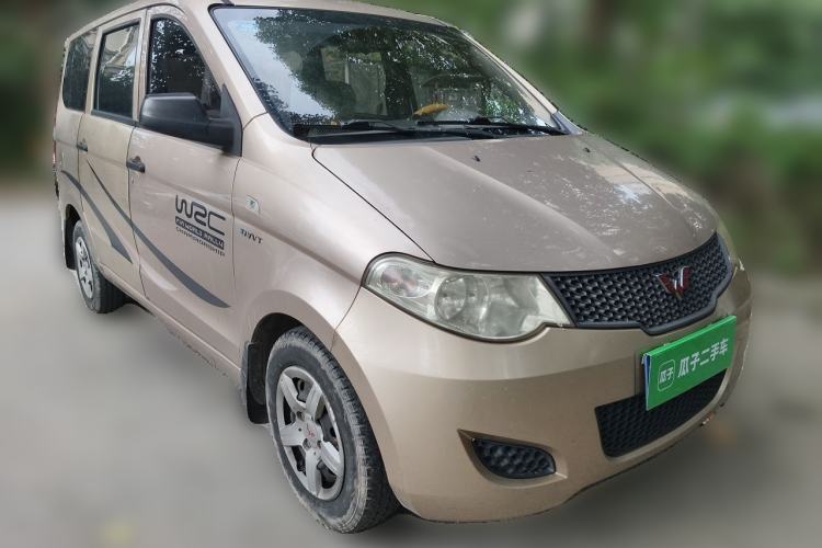 Used Wuling Hongguang 2013 1.5L Base Version Front Right 45 Deg