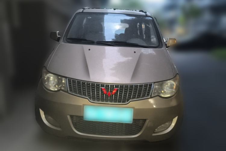 Used Wuling Hongguang 2013 1.5L Standard Version Front