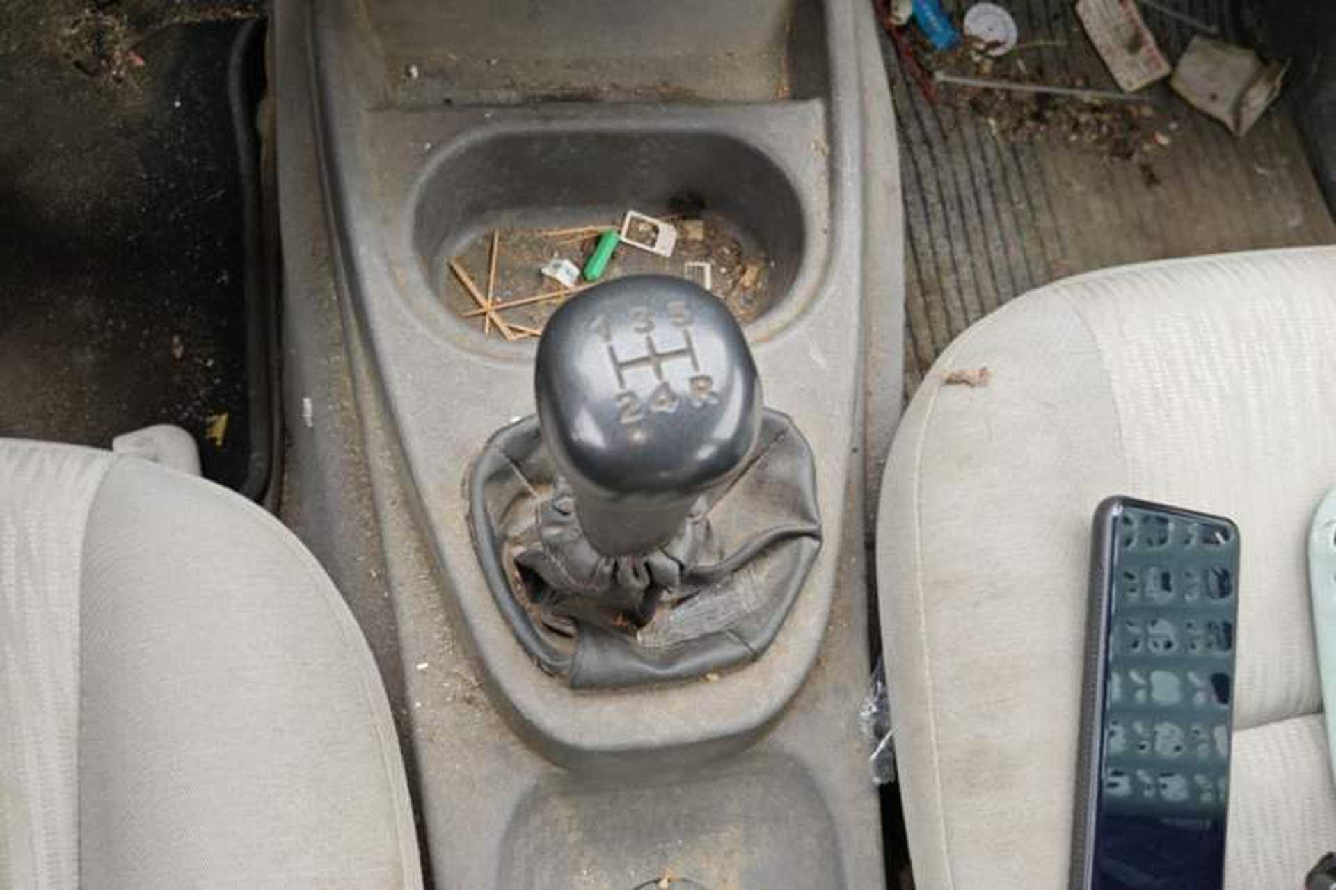 Used Wuling Hongguang 2013 1.5L Base Version Gear Lever