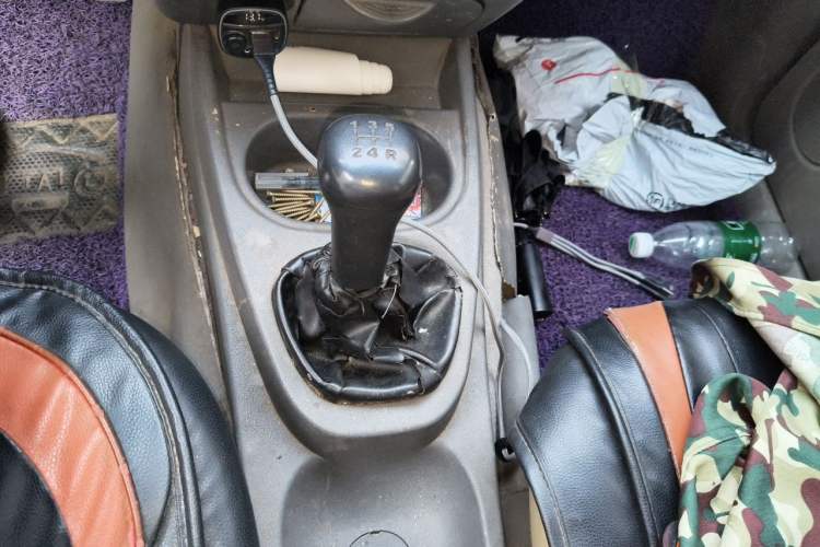 Used Wuling Hongguang 2013 1.5L Base Version Gear Lever