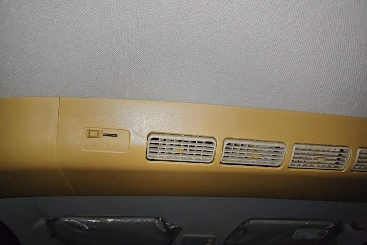 Used Wuling Hongguang 2013 1.5L Comfort Model Headliner