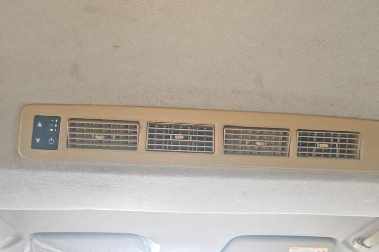 Used Wuling Hongguang 2013 1.5L S Comfort Model Headliner