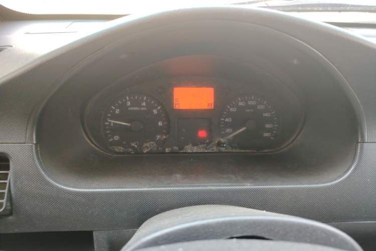 Used Wuling Hongguang 2013 1.2L S Comfort Model China IV Standard Instrument Cluster
