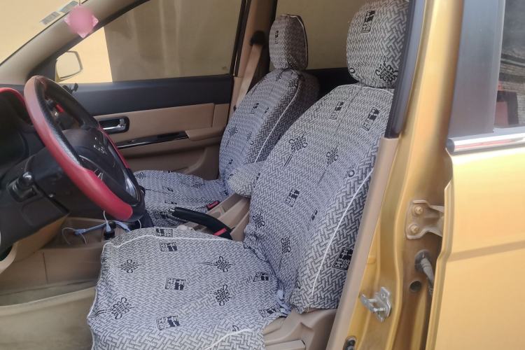 Used Wuling Hongguang 2013 1.2L S Comfort Model China IV Standard Left Front Seat