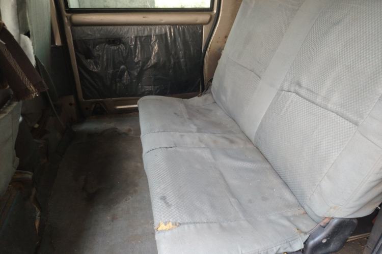 Used Wuling Hongguang 2013 1.2L S Comfort Model China IV Standard Left Rear Seat