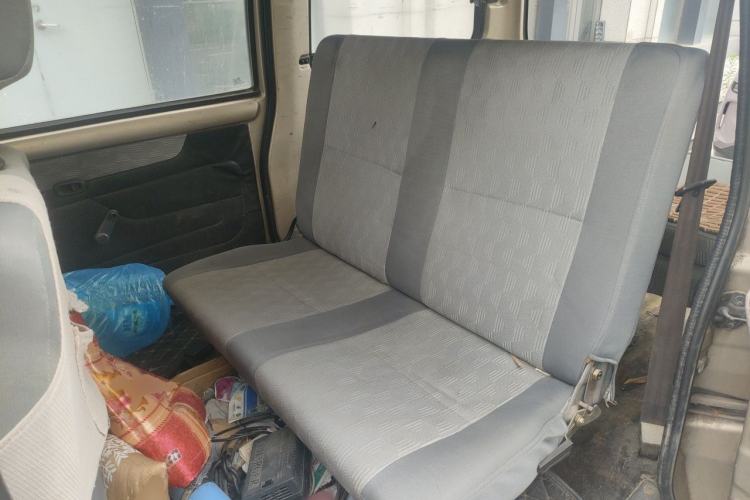 Used Wuling Hongguang 2013 1.2L S Comfort Model China IV Standard Left Rear Seat
