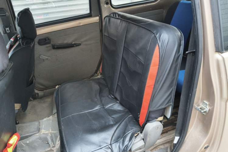 Used Wuling Hongguang 2013 1.5L Base Version Left Rear Seat