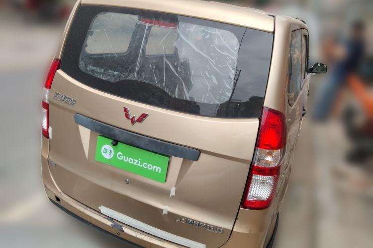 Used Wuling Hongguang 2013 1.5L Base Version Rear