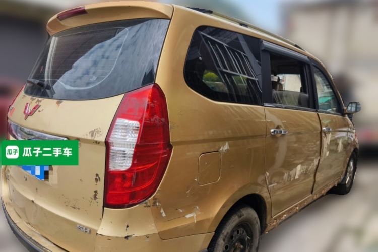 Used Wuling Hongguang 2013 1.5L S Luxury Model Rear Right 45 Deg