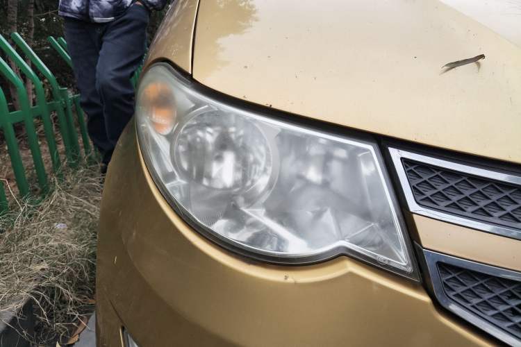 Used Wuling Hongguang 2013 1.5L S Luxury Model Right Front Headlight