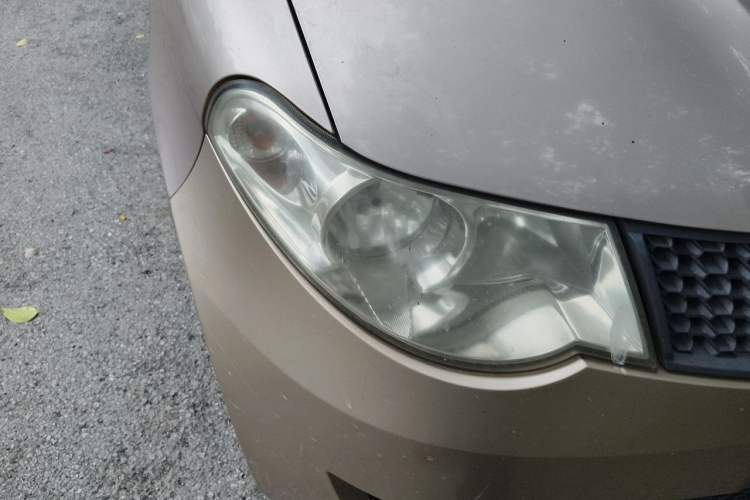 Used Wuling Hongguang 2013 1.5L Base Version Right Front Headlight