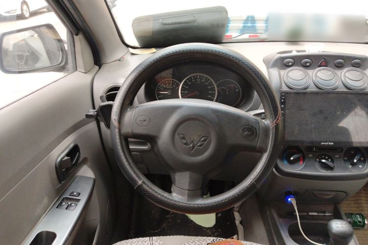 Used Wuling Hongguang 2013 1.5L Base Version Steering Wheel