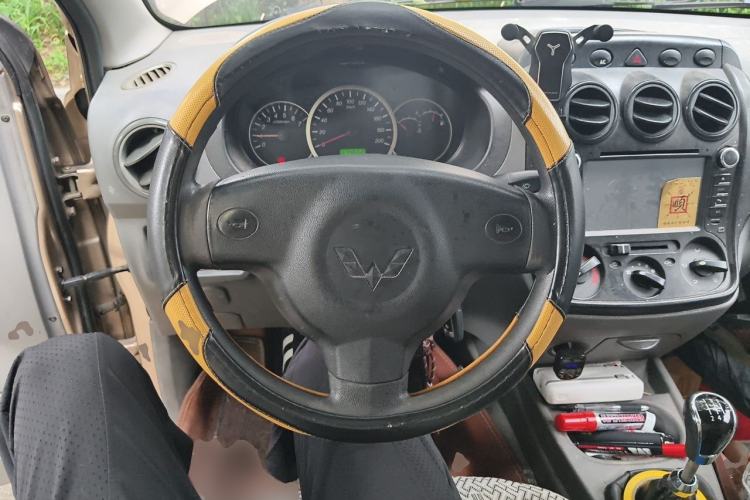 Used Wuling Hongguang 2013 1.5L Base Version Steering Wheel