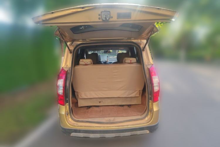 Used Wuling Hongguang 2013 1.5L S Comfort Model Trunk