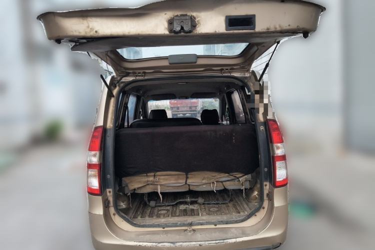 Used Wuling Hongguang 2013 1.5L Base Version Trunk