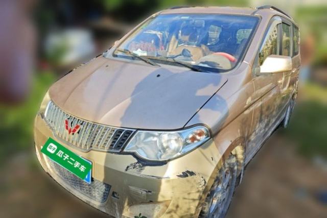 Used Wuling Hongguang 2013 1.2L S Comfort Model China IV Standard