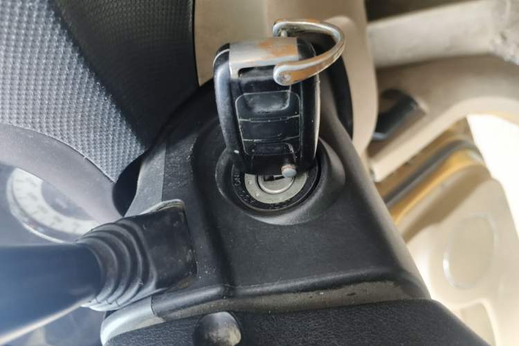 Used Wuling Hongguang 2013 1.5L S Luxury Model Vehicle Key
