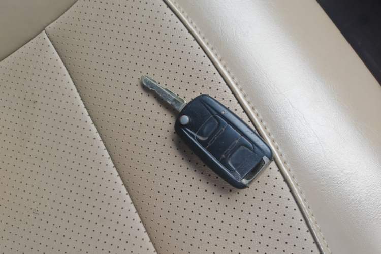 Used Wuling Hongguang 2013 1.5L S Comfort Model Vehicle Key