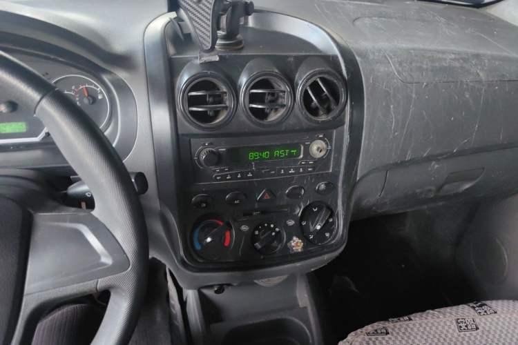 Used Wuling Hongguang 2014 1.2L Base Model China IV Audio And AC Panel