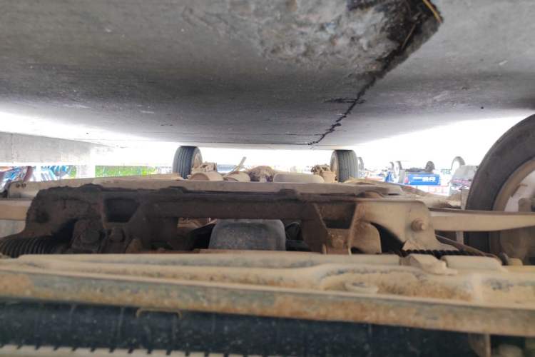 Used Wuling Hongguang 2014 1.2L Standard Model China IV Chassis Front