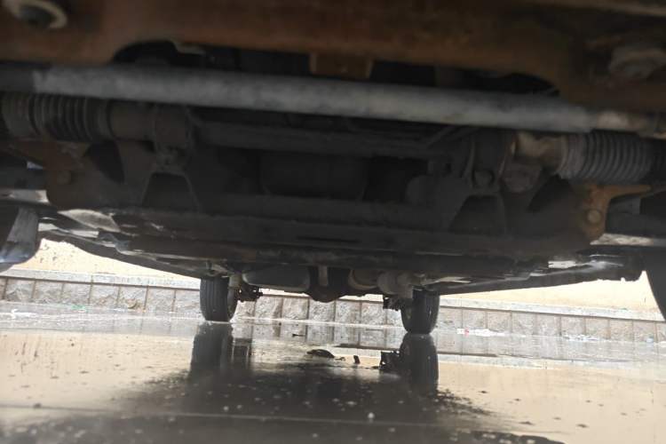 Used Wuling Hongguang 2014 1.2L Base Model China IV Chassis Front