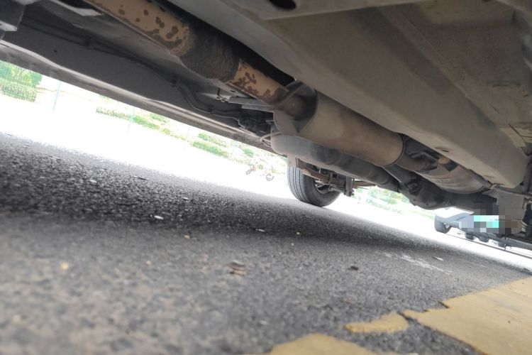 Used Wuling Hongguang 2014 1.2L Base Model China IV Chassis Front Left