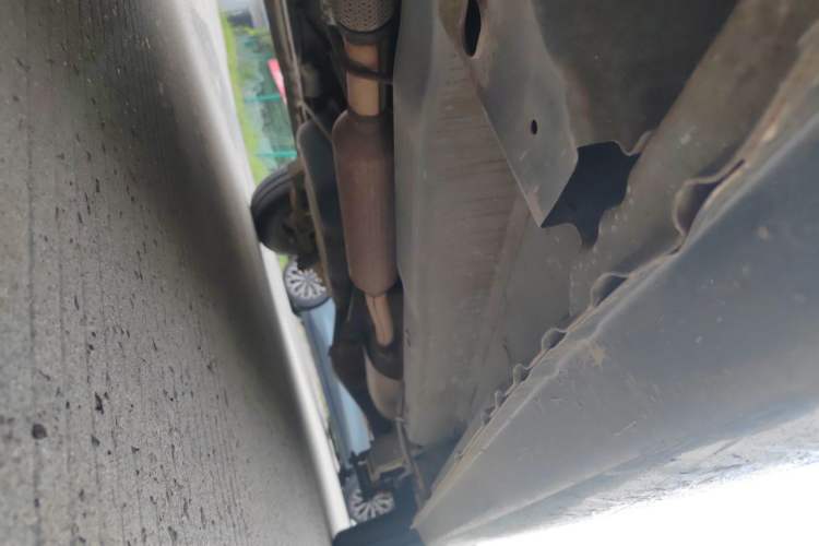 Used Wuling Hongguang 2014 1.5L Base Version Chassis Front Left
