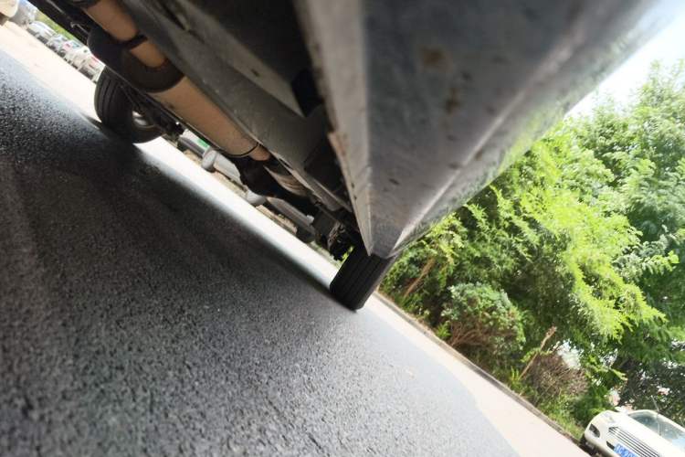 Used Wuling Hongguang 2014 1.2L Standard Model China IV Chassis Front Left